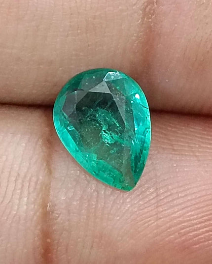 GSI Certified 1.65ct Medium Green Zambian Emerald Minor Oiled Loose Gemstone