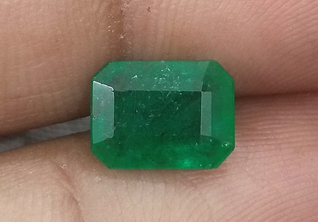 2.20ct GSI Certified Deep Velvet Green Zambian Emerald Minor Oiled Loose Gemstone