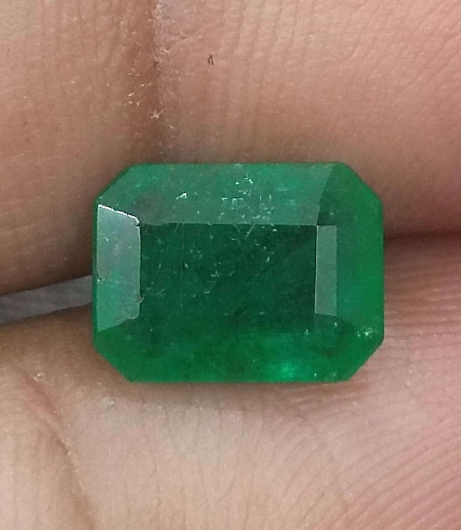 2.20ct Certified Zambian Natural Emerald Stone.