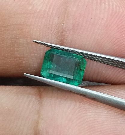 1.57ct Zambian Emerald, 100% Natural Gem