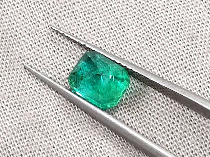Certified 1.29ct Zambian Natural Emerald, Excellent Luster, Minor Oiled Stone