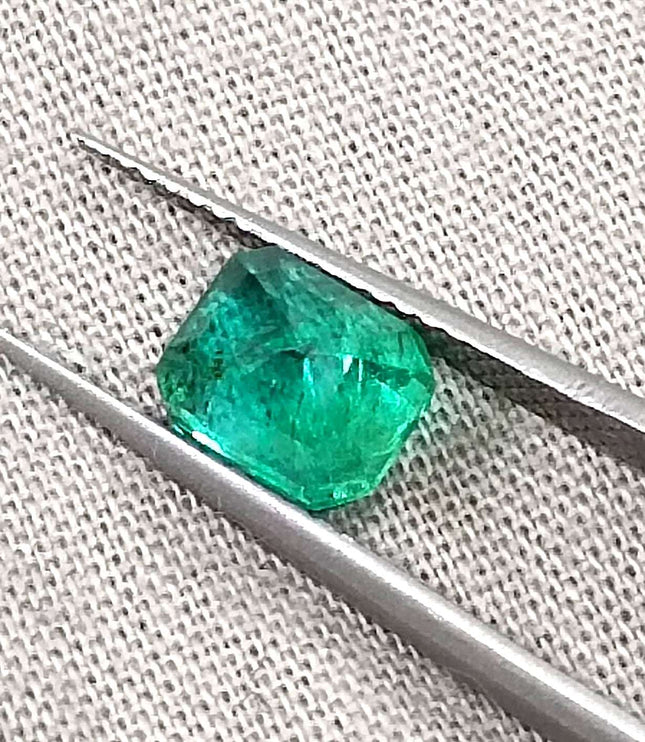 Certified 1.29ct Zambian Natural Emerald, Excellent Luster, Minor Oiled Stone