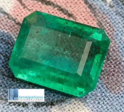 4.85ct GSI Certified Quality  Emerald, 100% Natural Gemstone