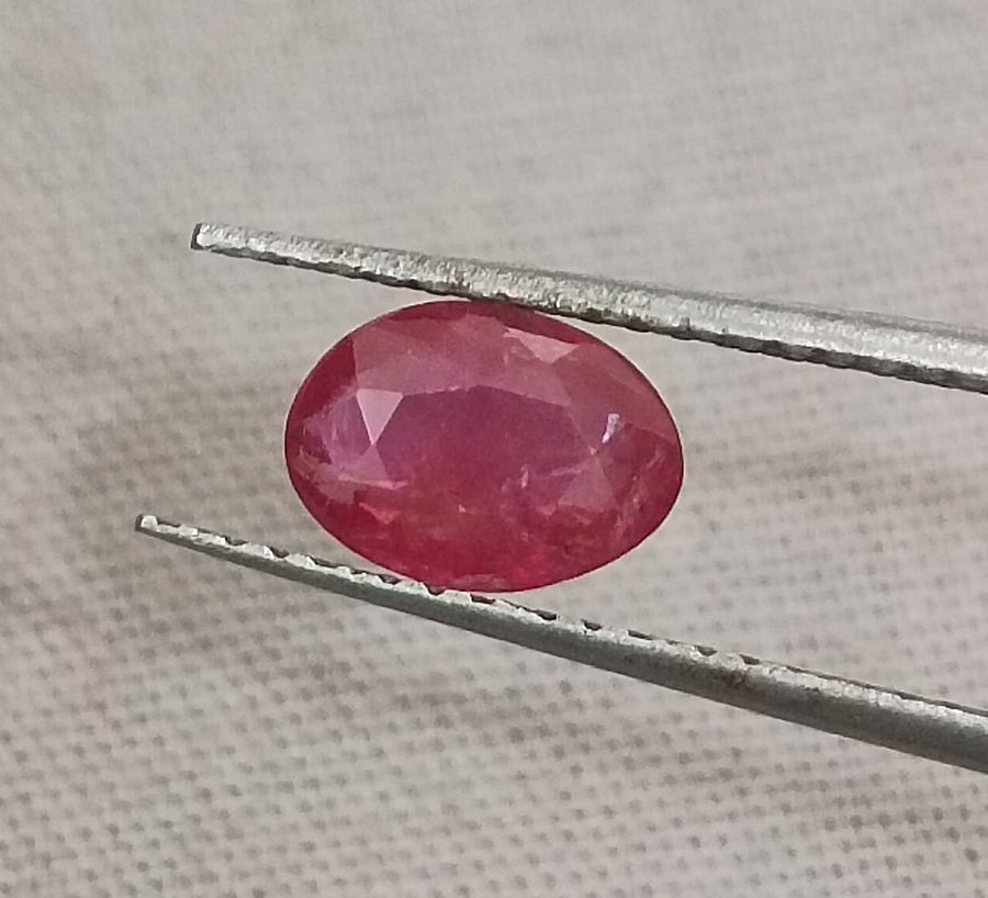 Certified 0.99ct Untreated Natural Pigeon Blood Red Ruby.