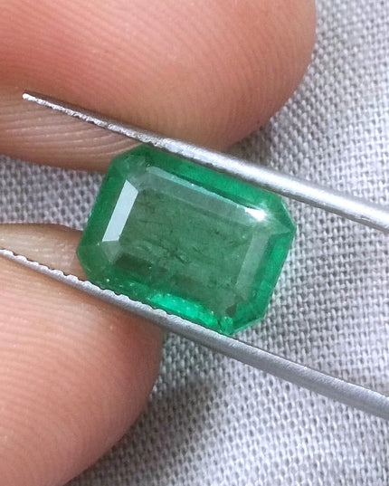 2.76ct GSI Certified Medium Green Zambian Emerald Minor Oiled Loose Gemstone