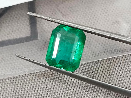 Certified 1.31ct Natural Zambian Emerald Parrot Green Octagon Cut Gemstone
