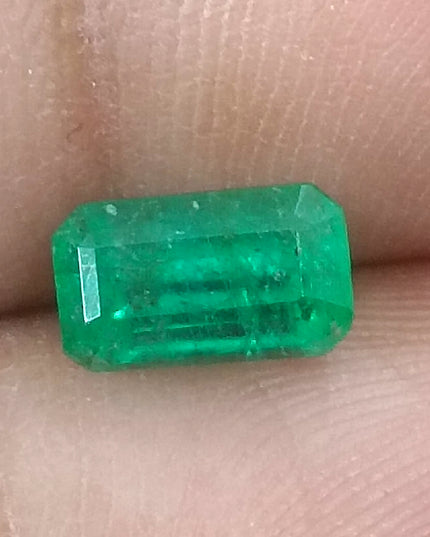 GSI Certified 1.44ct Medium Deep Green Natural Panjshir Emerald Minor Oiled Loose Gemstone