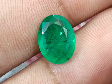 4.33ct Natural Emerald Medium Spring Green SGL Certified Oval Cut Gemstone