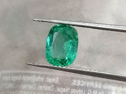 Natural Emerald 1.14ct Medium Vivid Electric Green SGL Certificate Cushion Cut Minor Oiled Gemstone