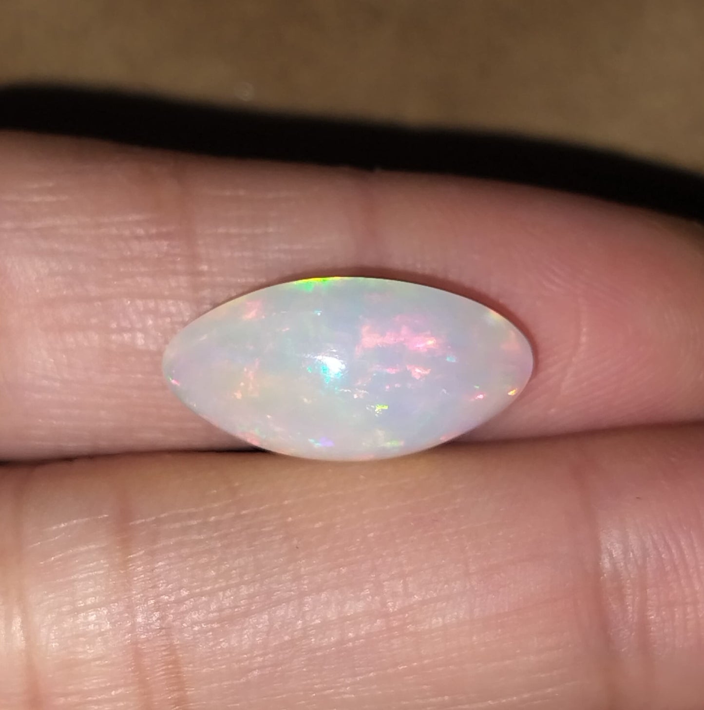 5.04ct Ethiopian Welo mine Opal, 100% Natural Earth Mined Gemstone.