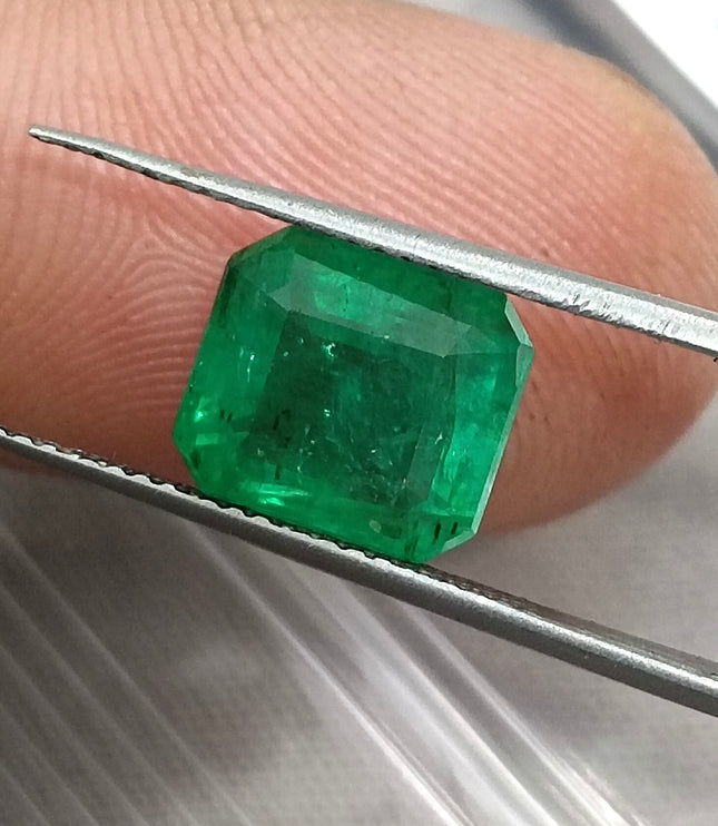 Emerald Natural 3.64ct GSI Certified Medium Deep Parrot Green Octagon Cut Loose Gemstone
