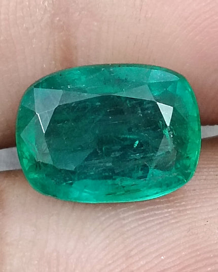 5.36ct Natural Zambian Emerald, Deep Pure Green Cushion Cut Minor Oiled Loose Gemstone.