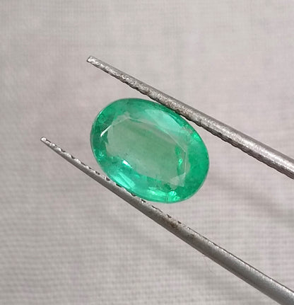 GSI Certified 1.63ct Colombian Emerald, 100% Natural Gemstones