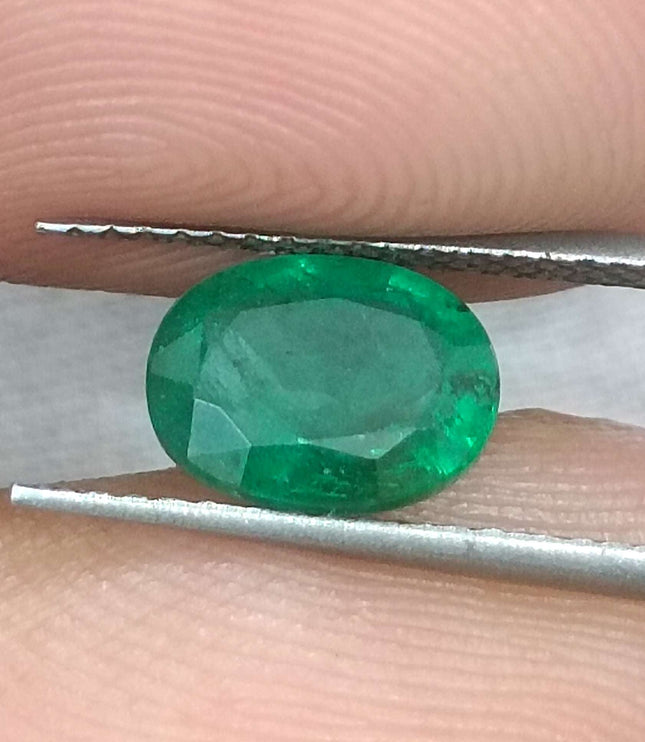 1.33ct Certified Natural Zambian Emerald.