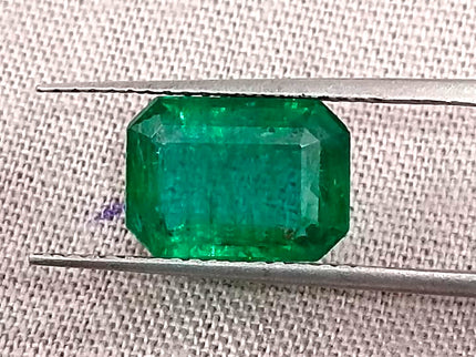 2.50ct High Quality Natural Emerald GSI Certified Vivid Deep Green Minor Oiled Gemstone