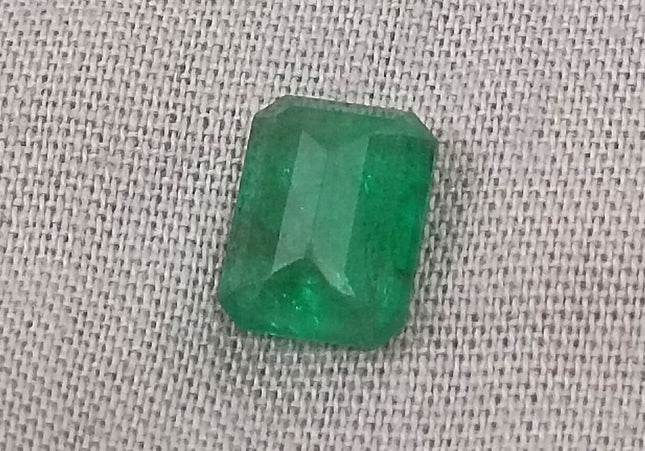 1.78ct GSI Certified Deep Glass Green Zambian Emerald Minor Oiled Loose Gemstone