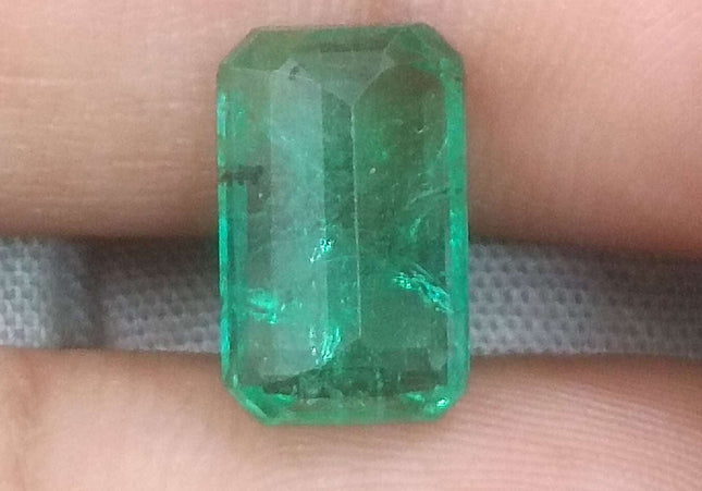 2.99ct GSI USA Certified Medium Deep Green Colombian Emerald Minor Oiled Loose Gemstone