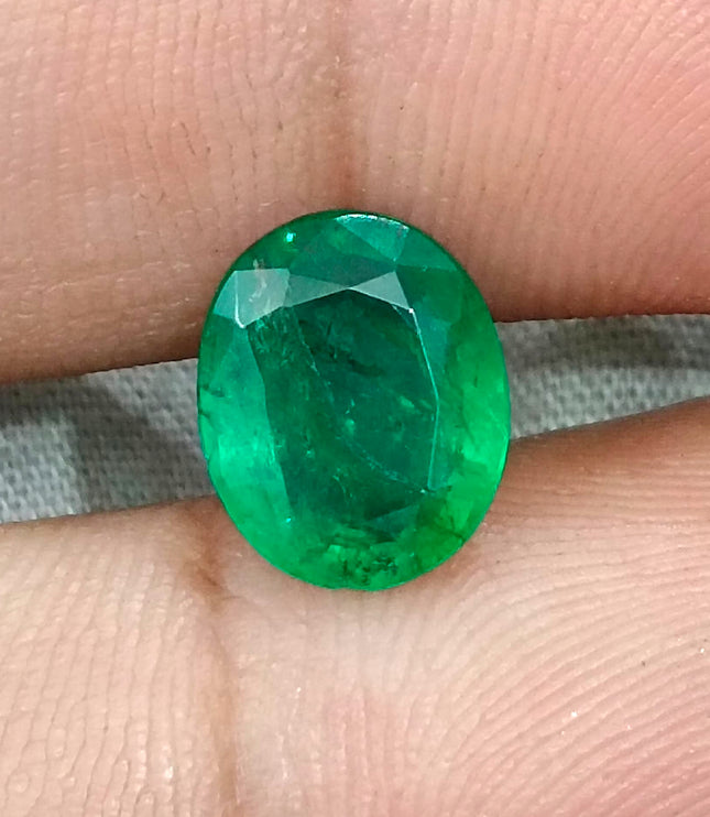 Zambian Emerald 2.68ct Vivid Green Certified Natural Oval Cut Loose Stone
