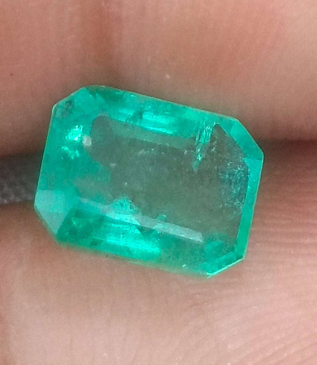 2.03ct Certified Colombian Natural Emerald