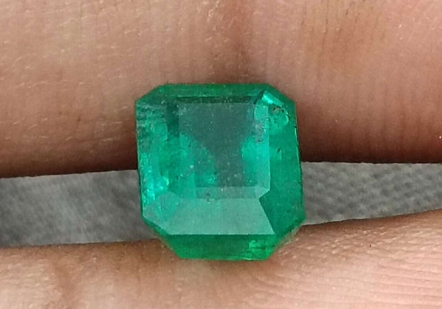 GSI Certified 1.87ct Medium Deep Green Zambian Emerald Minor Oiled Loose Gemstone