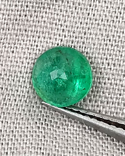 0.88ct Round Cut Natural Zambian Emerald