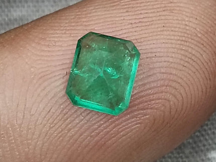 Panjshir Emerald 1.07ct Natural Certified Neon Green Emerald Cut Loose Gemstones