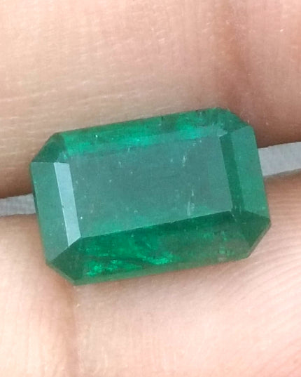 GSI Certified Dark Green Zambian Emerald Minor Oiled Loose Gemstone
