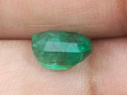 2.36ct Certified Zambian Emerald stone.