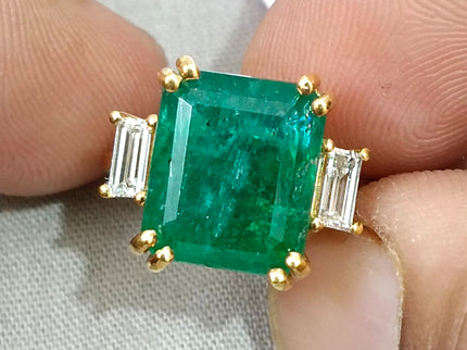 8.36ct Natural Emerald Ring Set with 0.38ct Diamonds(CVD) 925 Silver Gold Plated