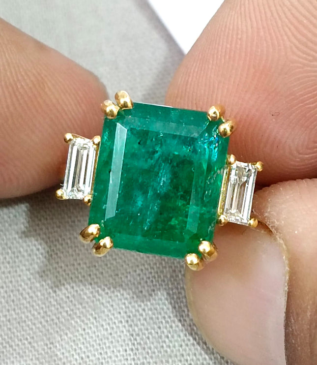 8.36ct Natural Emerald Ring Set with 0.38ct Diamonds(CVD) 925 Silver Gold Plated