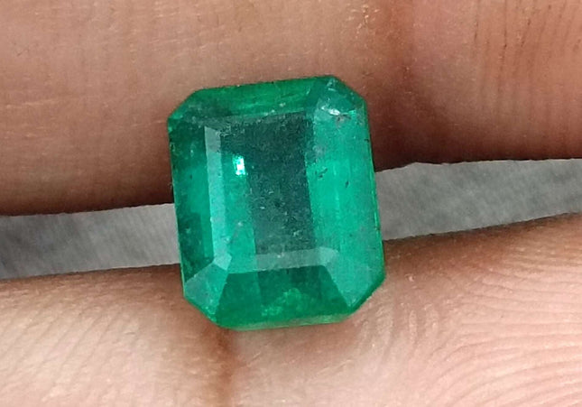 GSI Certified 1.87ct Medium Deep Green Zambian Emerald Minor Oiled Loose Gemstone
