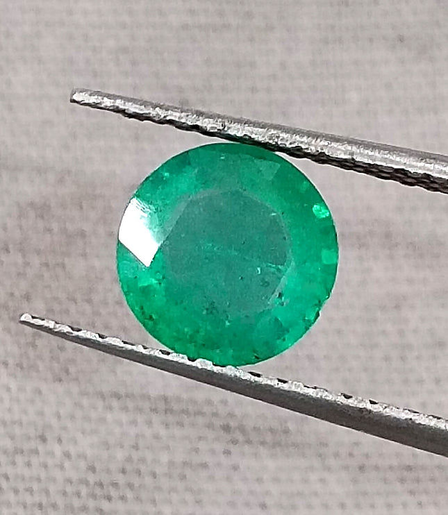 Zambian Emerald 1.00ct Certified Natural Medium Bright Shamrock Green Round Cut Gemstone