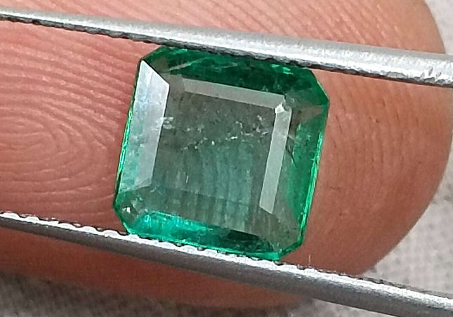 1.38ct Natural Zambian Emerald GSI Certified Minor Oiled Loose Gemstone
