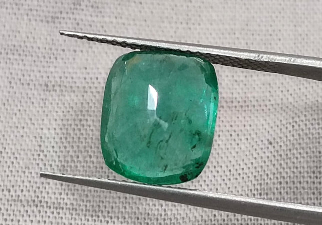 4.25ct Natural Zambian Emerald, Cushion Cut Minor Oiled Loose Gemstone
