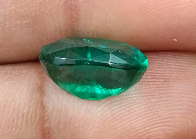 Natural Emerald 5.67ct Deep Green Zambian Origin Oval Cut Minor Oiled Loose Gemstone