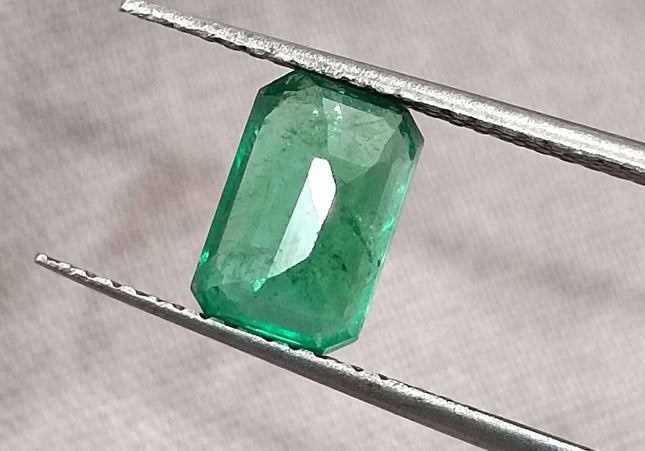 GSI Certified 1.35ct Deep Green Panjshir Emerald Minor Oiled Loose Gemstone