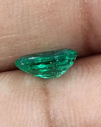 GSI Certified 1.24ct Vivid Green Oval Cut Zambian Emerald Minor Oiled Loose Gemstone