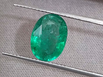 GSI Certified 2.68ct Water Green Emerald, Natural earth mined Gemstone