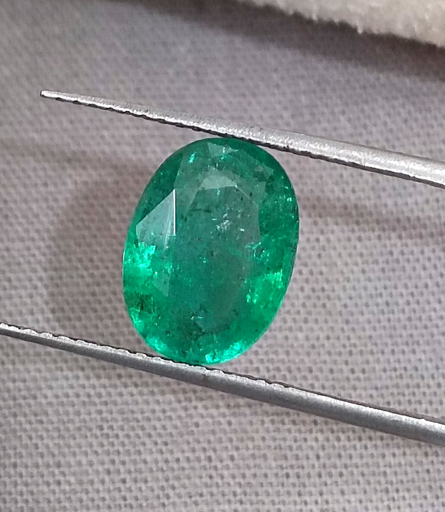 GSI Certified 2.68ct Water Green Emerald, Natural earth mined Gemstone