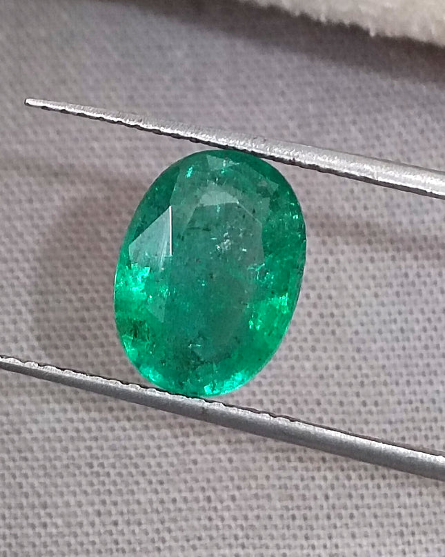 GSI Certified 2.68ct Water Green Emerald, Natural earth mined Gemstone