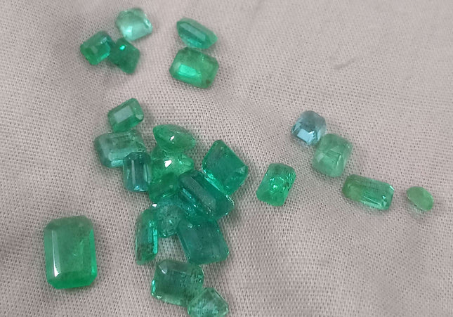 20.64ct Medium to Vivid Green Zambian Emerald Parcel Minor Oiled Loose Gemstones