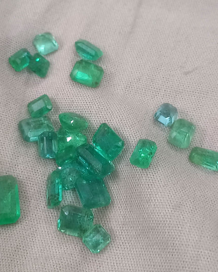 20.64ct Medium to Vivid Green Zambian Emerald Parcel Minor Oiled Loose Gemstones
