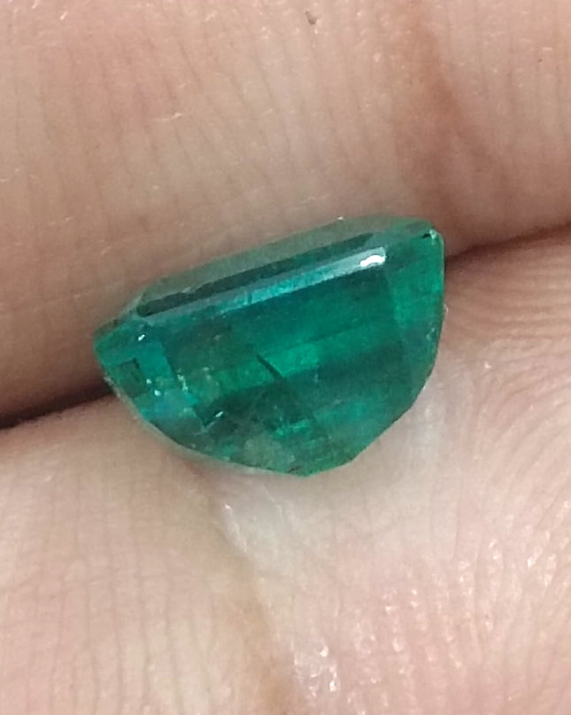 GSI Certified 2.61ct Medium Green Zambian Emerald, Natural Gemstone