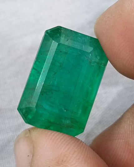 Huge 29.19ct Swat Emerald, Medium Deep Velvet Green Minor oiled Loose Gemstone.