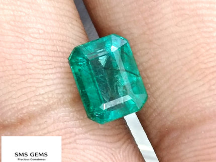 GSI Certified 2.69ct Zambian Emerald, 100% Natural Earth Mined Gemstone