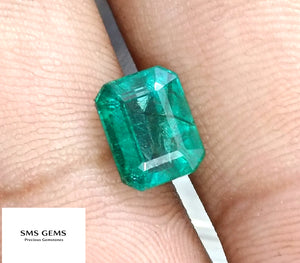 GSI Certified 2.69ct Zambian Emerald, 100% Natural Earth Mined Gemstone