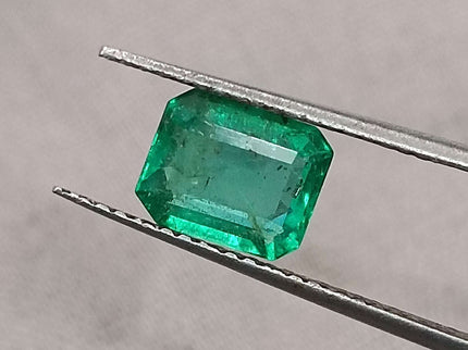 Certified 1.31ct Natural Zambian Emerald