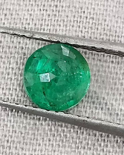 0.88ct Round Cut Natural Zambian Emerald