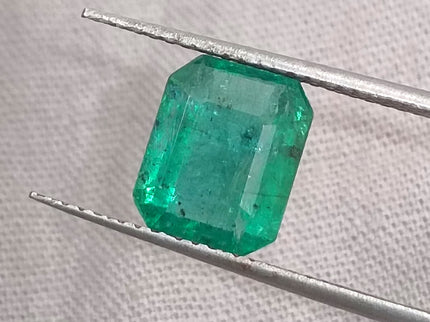 Certified 2.28ct Medium Green Zambian Emerald.