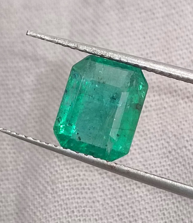Certified 2.28ct Medium Green Zambian Emerald.